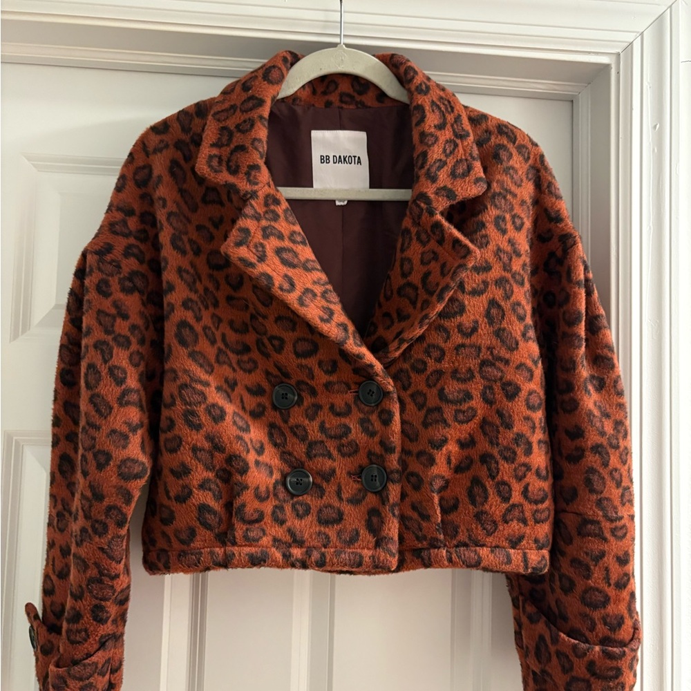 BB Dakota Rust Leopard Cropped Double-Breasted Coat